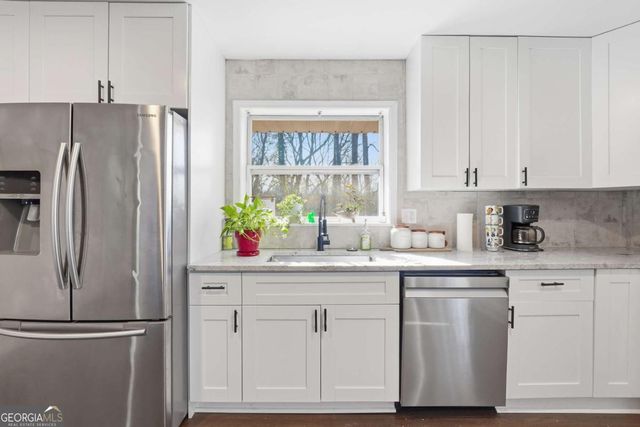 2856 Engle Road NW, Atlanta, GA 30318