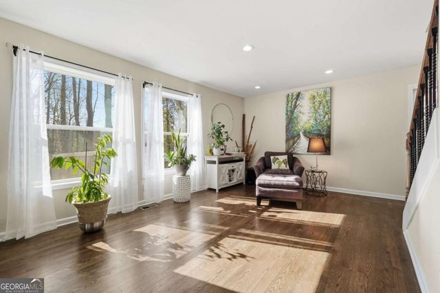 2856 Engle Road NW, Atlanta, GA 30318