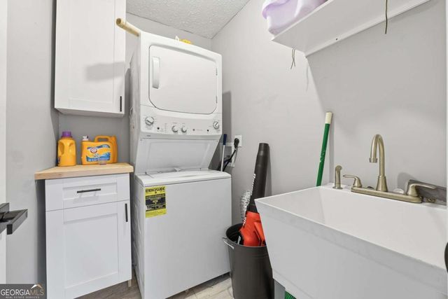 2856 Engle Road NW, Atlanta, GA 30318