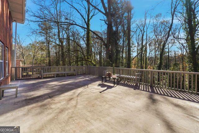 2856 Engle Road NW, Atlanta, GA 30318