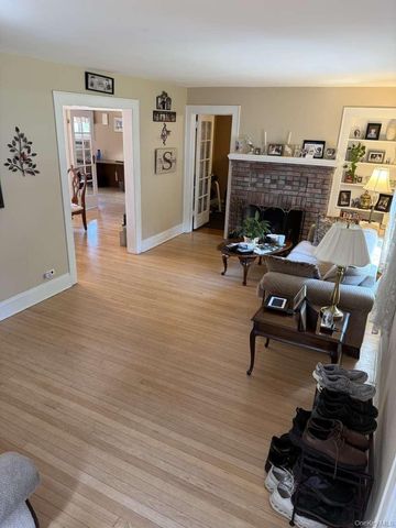 145 Raymond Street, Rockville Centre, NY 11570