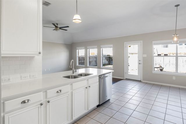 3225 Winding Ridge Circle, Mansfield, TX 76063