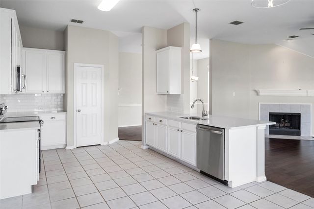 3225 Winding Ridge Circle, Mansfield, TX 76063