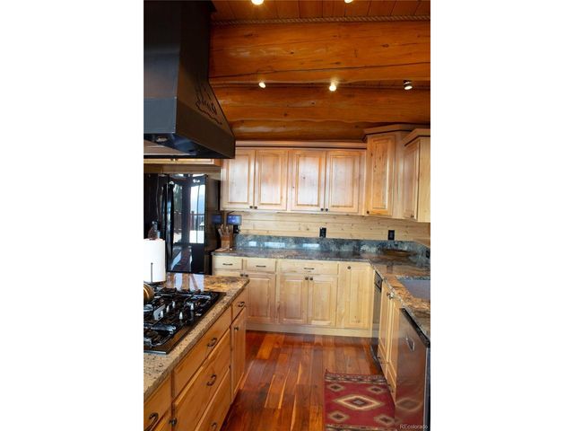560 Cap Rock Dr, Canon City, CO 81212