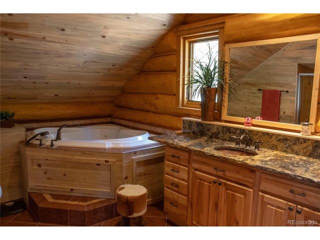 560 Cap Rock Dr, Canon City, CO 81212