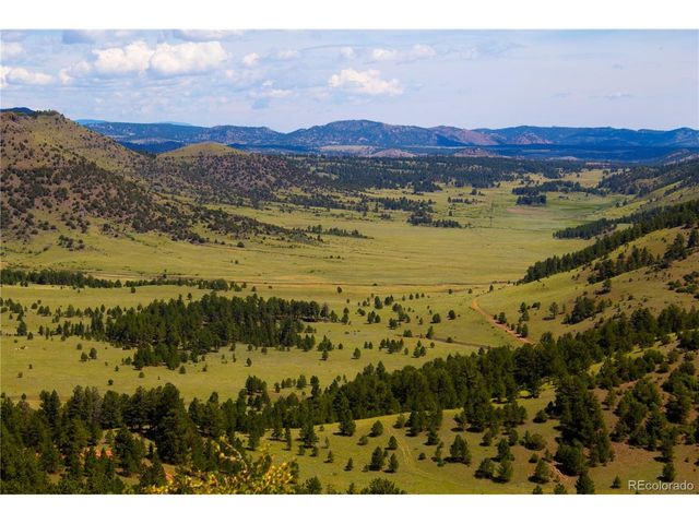 560 Cap Rock Dr, Canon City, CO 81212