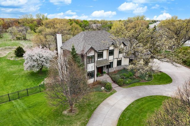 2660 Deer Ridge NE, Blaine, MN 55449