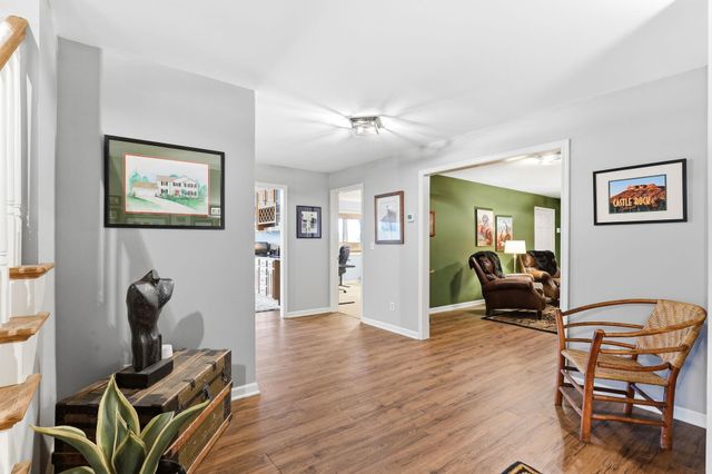 2660 Deer Ridge NE, Blaine, MN 55449