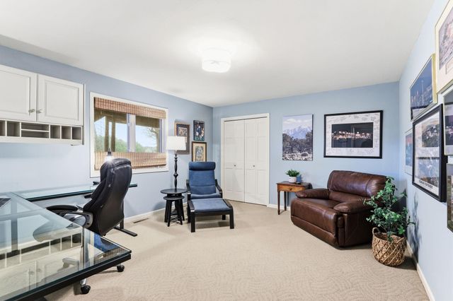 2660 Deer Ridge NE, Blaine, MN 55449