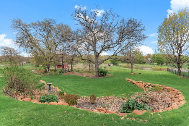 2660 Deer Ridge NE, Blaine, MN 55449