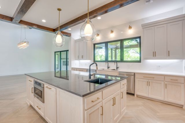 3070 Winding Creek Trail, Aledo, TX 76008
