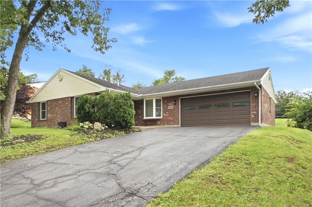 5907 Verdi Drive, Dayton, OH 45449