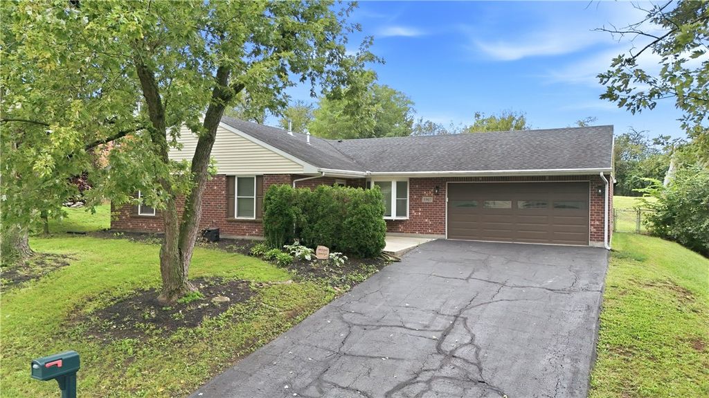 5907 Verdi Drive, Dayton, OH 45449