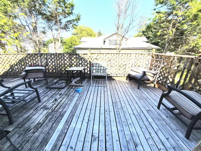 19404 110th Road, Saint Albans, NY 11412