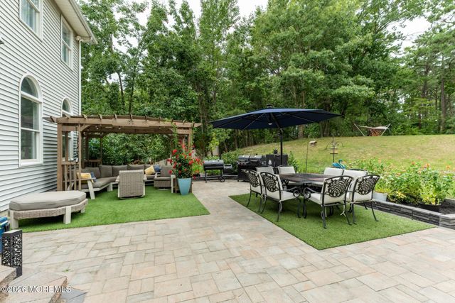 48 Friendship Road, Howell, NJ 07731