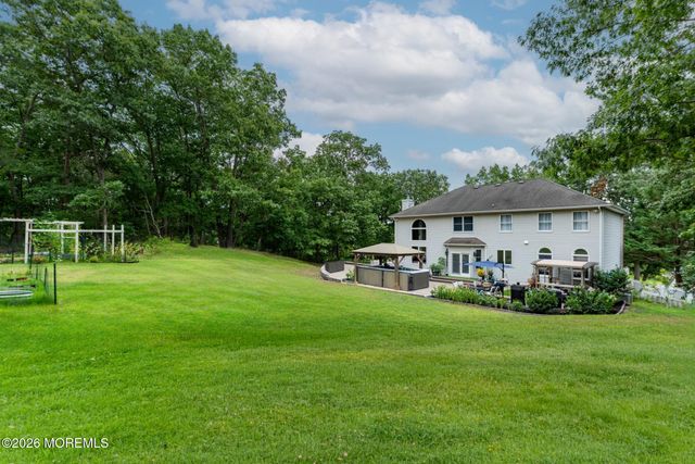 48 Friendship Road, Howell, NJ 07731