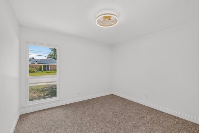 4528 Augusta Street, The Colony, TX 75056