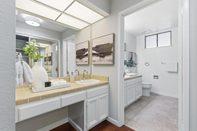 1280 Sharon Park Drive 27, Menlo Park, CA 94025