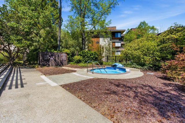 1280 Sharon Park Drive 27, Menlo Park, CA 94025
