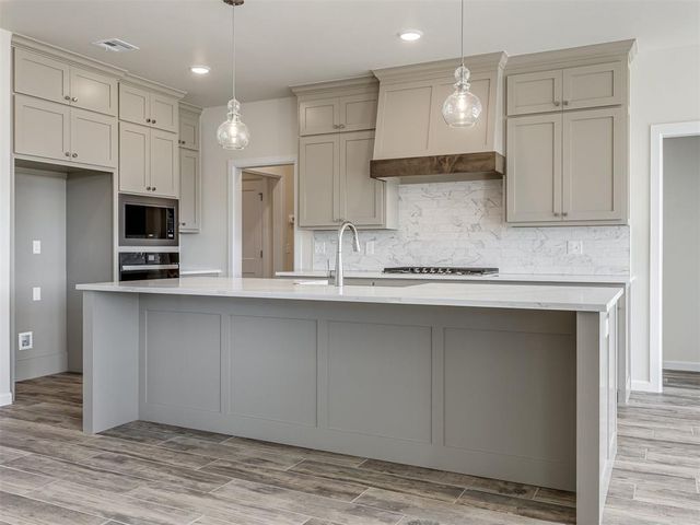 16020 Zamora Lane, Oklahoma City, OK 73170