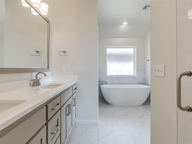 16020 Zamora Lane, Oklahoma City, OK 73170