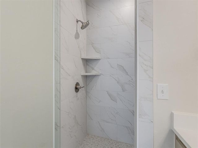16020 Zamora Lane, Oklahoma City, OK 73170