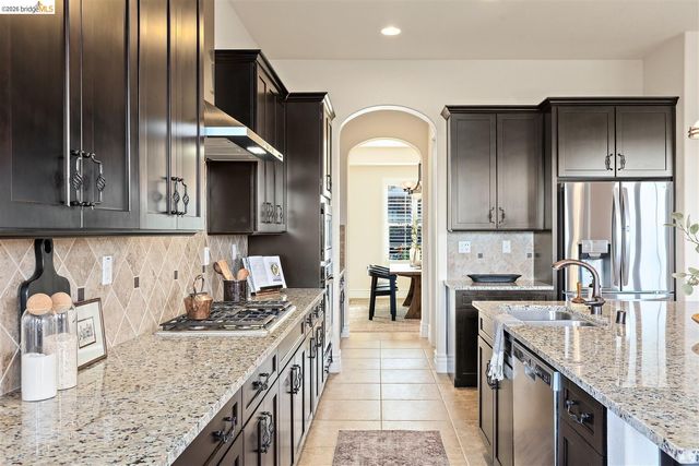 7160 Pitlochry Dr, Gilroy, CA 95020