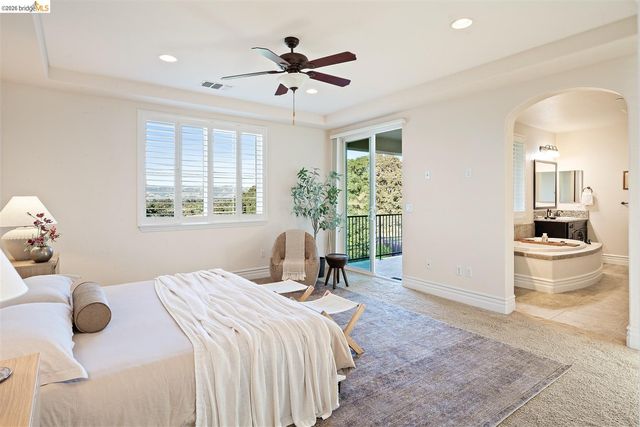 7160 Pitlochry Dr, Gilroy, CA 95020