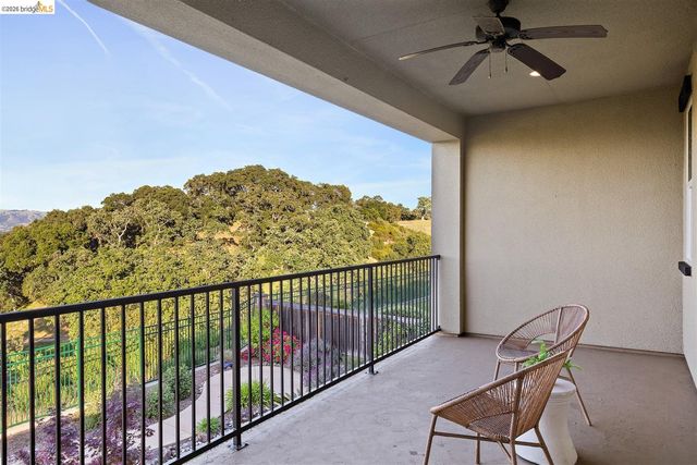 7160 Pitlochry Dr, Gilroy, CA 95020