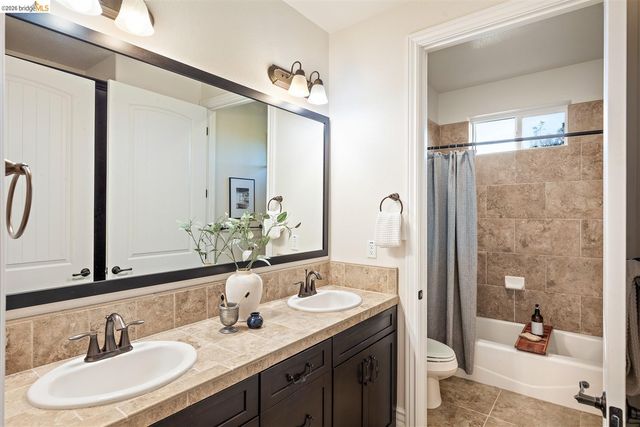 7160 Pitlochry Dr, Gilroy, CA 95020