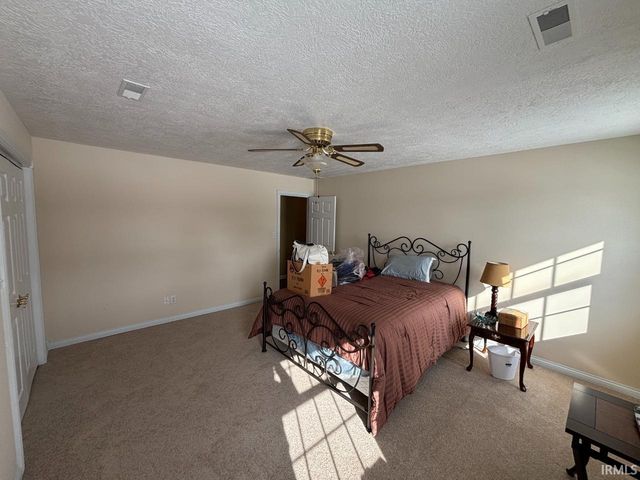 4201 W County Road 400, Muncie, IN 47302