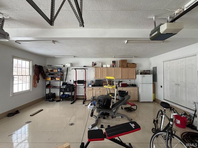 4201 W County Road 400, Muncie, IN 47302