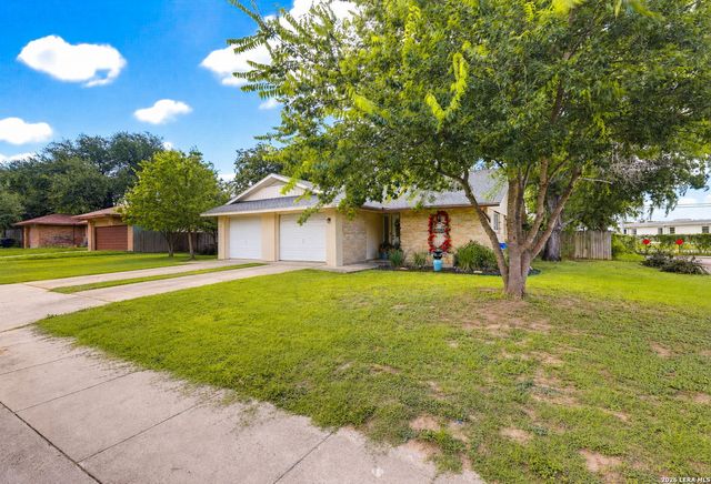1502 EICHEN RD, New Braunfels, TX 78130
