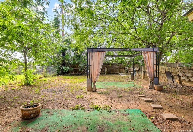 1502 EICHEN RD, New Braunfels, TX 78130