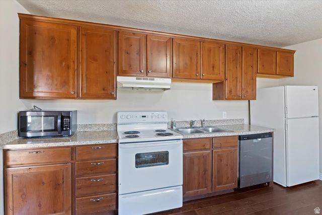 976 N JEFFERSON, Ogden, UT 84404