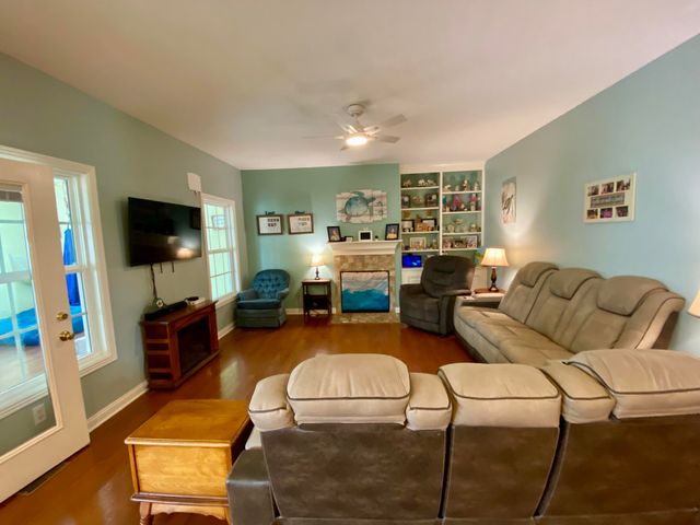 124 Combs Lane, Wilmore, KY 40390