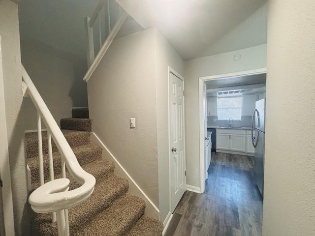 6200 W Tidwell Road 1109, Houston, TX 77092