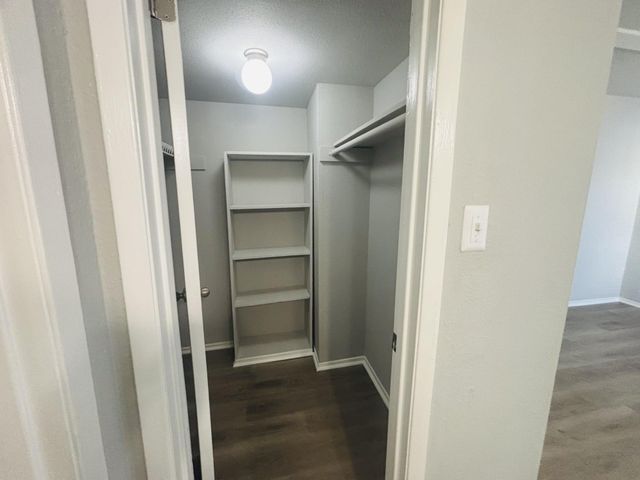 6200 W Tidwell Road 1109, Houston, TX 77092