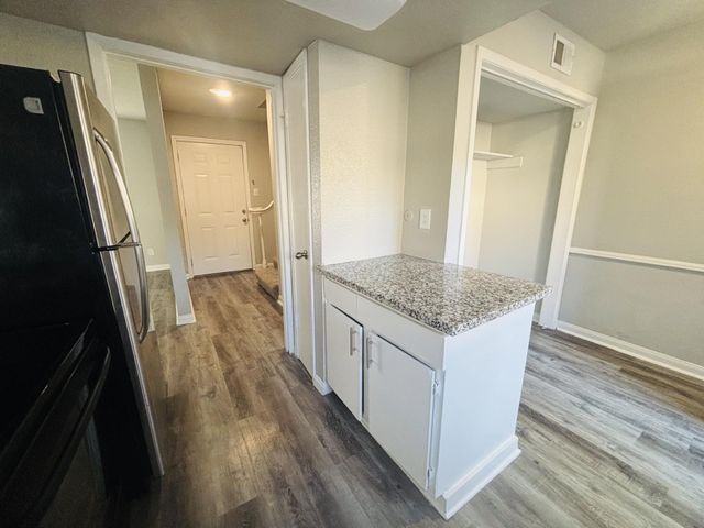 6200 W Tidwell Road 1109, Houston, TX 77092