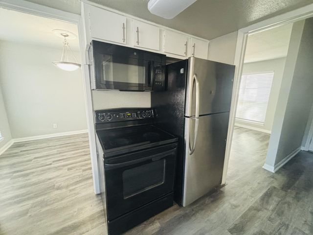 6200 W Tidwell Road 1109, Houston, TX 77092