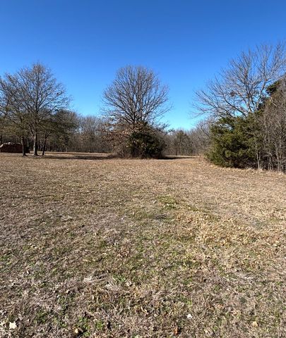 211 Vz County Road 3732, Wills Point, TX 75169
