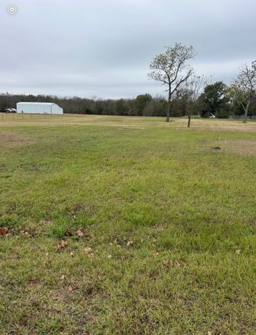 211 Vz County Road 3732, Wills Point, TX 75169