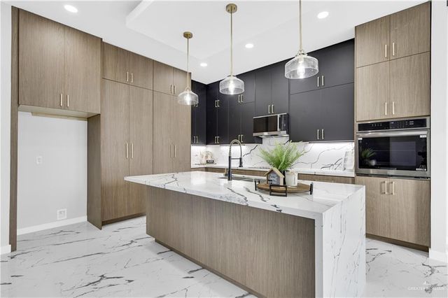 2001 Black Hills Street, San Juan, TX 78589