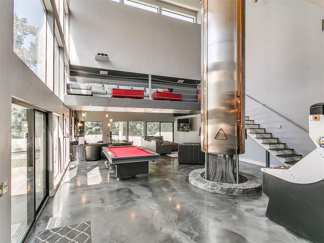 913 Oak Tree Drive, Edmond, OK 73025