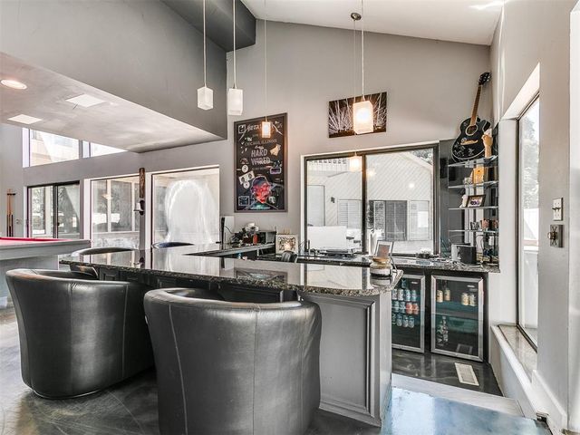 913 Oak Tree Drive, Edmond, OK 73025