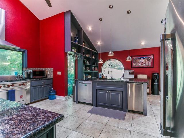 913 Oak Tree Drive, Edmond, OK 73025