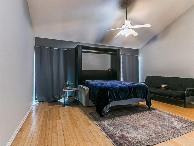 913 Oak Tree Drive, Edmond, OK 73025