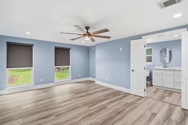 404 Oaklawn Street, League City, TX 77573