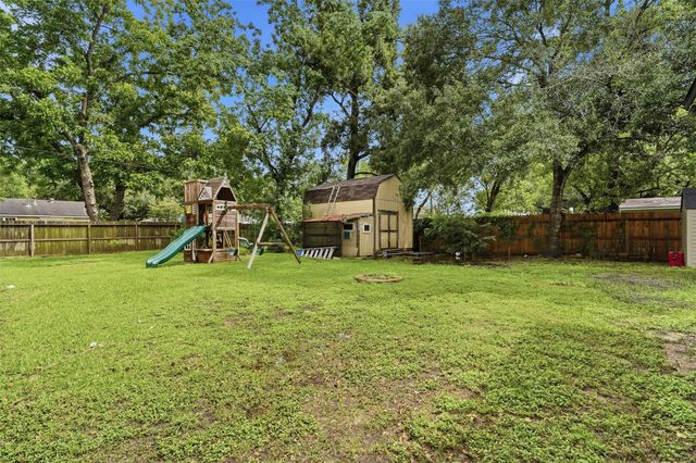 404 Oaklawn Street, League City, TX 77573