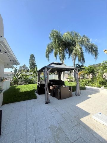 1995 ARVIS CIRCLE E, Clearwater, FL 33764